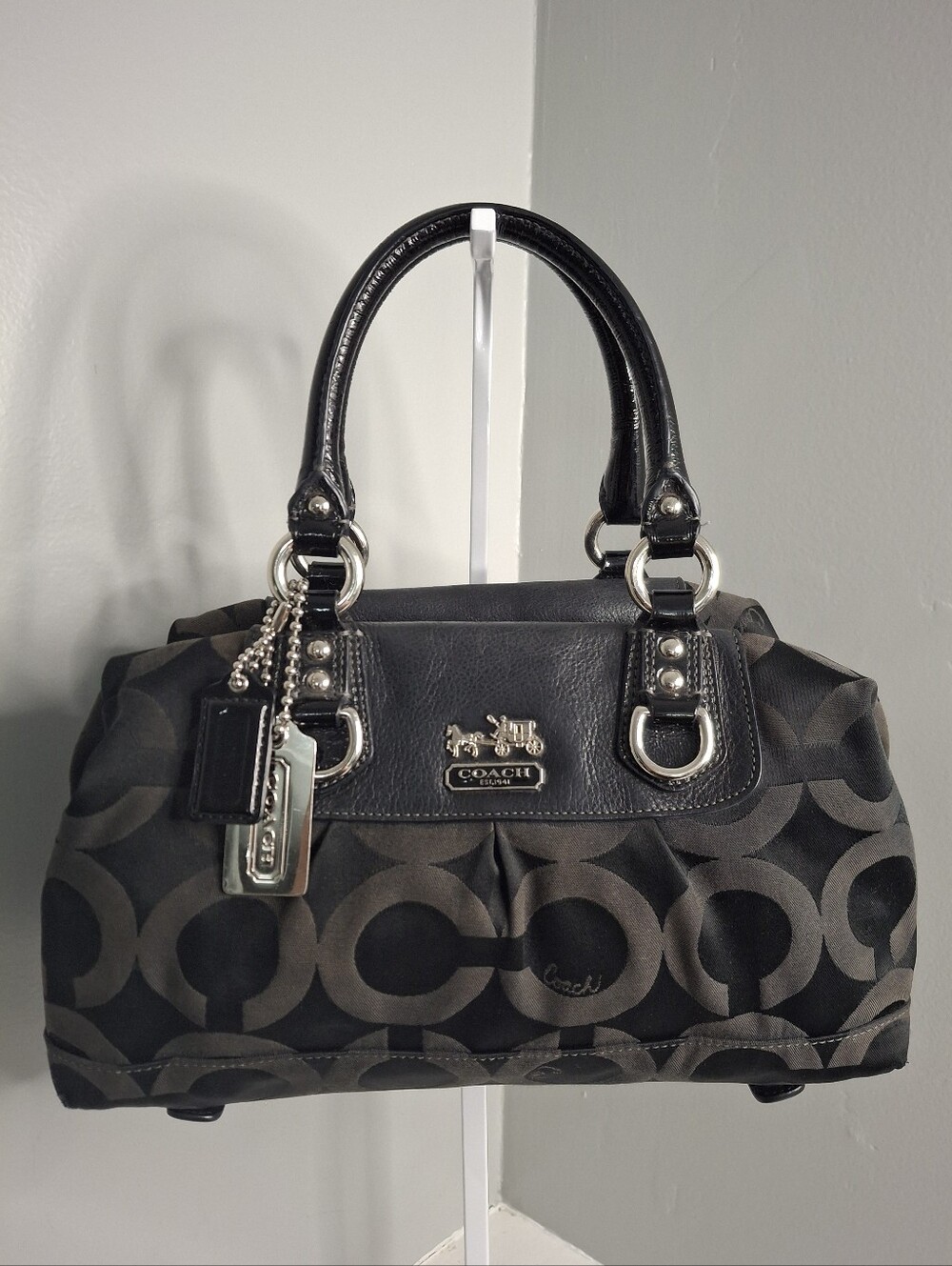 Coach Madison Op Art Sabrina Satchel Bag Black Gray Jacquard Patent Leather EUC